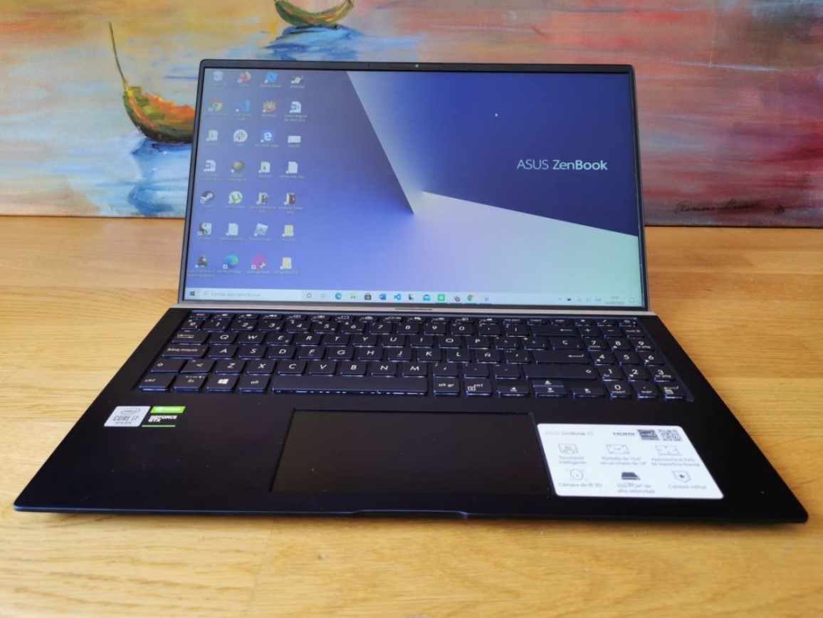 Asus Zenbook 15, User Experience With This Laptop With A Screen On The Trackpad