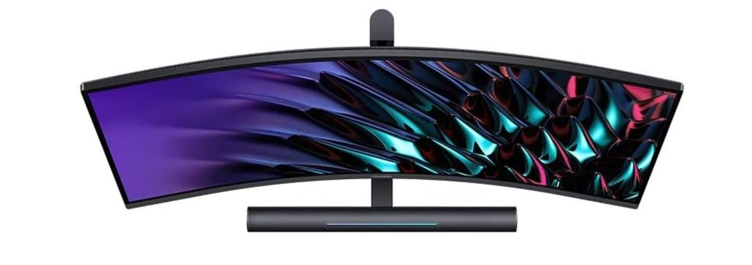 A MONITOR READY FOR VIDEO GAMES: 3K RESOLUTION AND CURVED PANEL