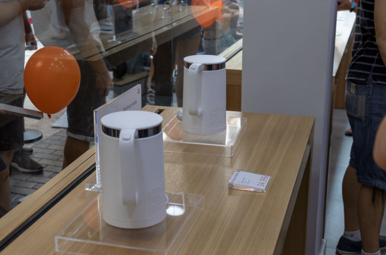 WHAT CAN WE BUY AT THE XIAOMI STORE IN VALENCIA?